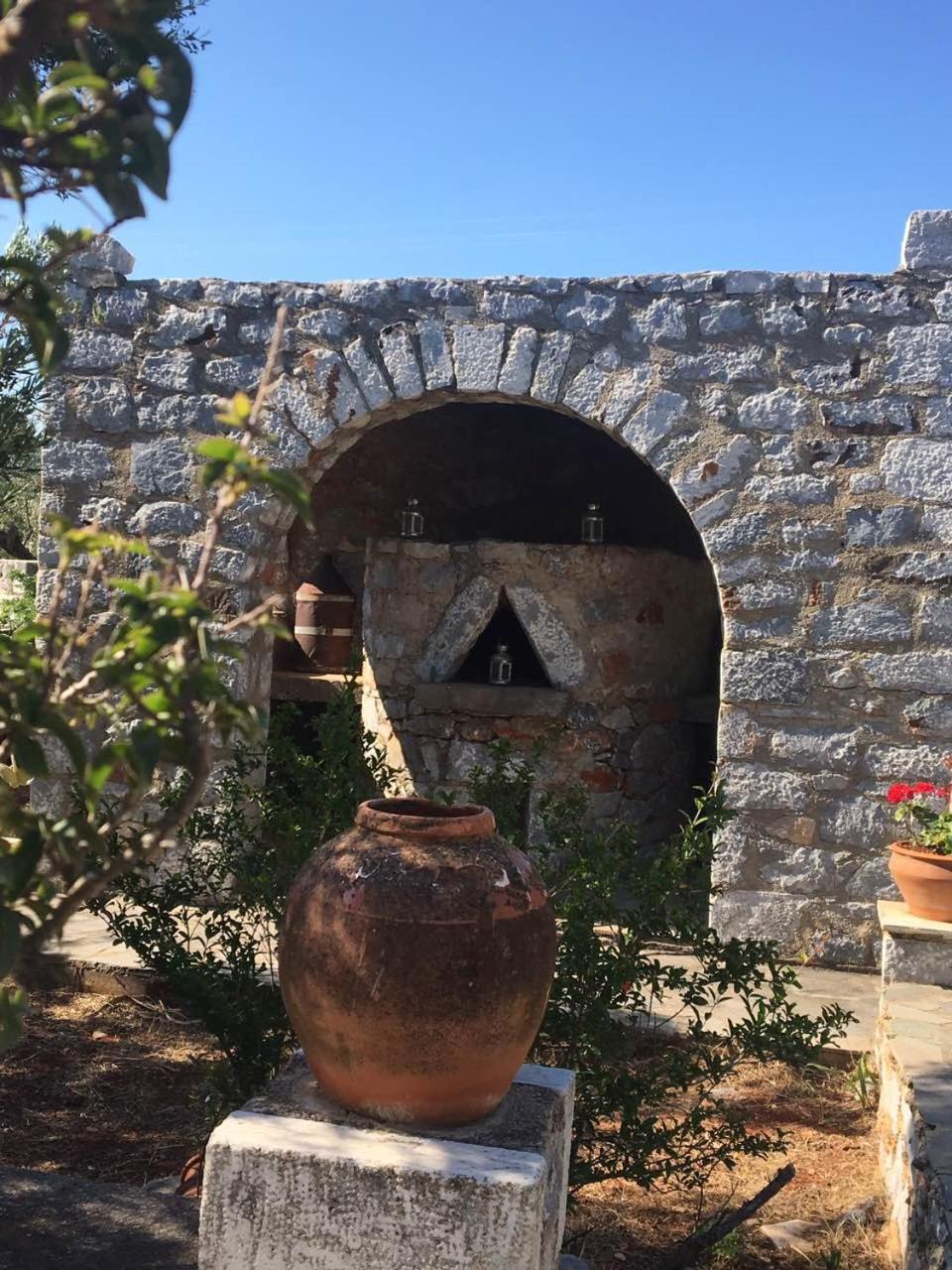 Appartement Charouda Stone Tower Xenonas à Pírgos Dhiroú Extérieur photo
